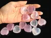 Walentynki Naturalne różowe kwarc w kształcie serca różowy kryształ rzeźbiony palmą leczenie kochanka kamienia kamienia kryształowe klejnoty serca fy2658