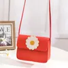 Avondtassen 2023Summer en herfst Koreaanse tas dames wilde trend mode kleine daisy messenger square kruis lichaam vrouw