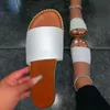 Pantofole Estate 2023 Donna Peep Toe Slide Donna Flat Solid Shoes Donna PU Leather Ladies Beach Casual Plus Size Calzature