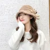 ベレートかわいい漁師キャップ冬のバケツ帽子ふわふわぬいぐるみ暖かい女性ぬいぐるみ