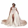 Vestidos de novia de vestidos de pelota Sier Crystal Beading One House Keple Mangas largas Satin Split Split Dubai Arabic Overskirts Bride Bridal Gowns 403