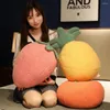 Cuscino tiro carino forma di frutta morbido colore brillante ananas fragola arancione peluche bambola giocattolo per dormitorio