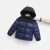 Manteau de luxe pour enfants manteaux garçons down manteer filles créateurs clothes hivernes vêtements canton de fasion veste fasion épaisses provives chaudes rouge brillant b b