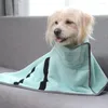 Vêtements pour chiens Peignoir pour animaux de compagnie Séchage rapide Super absorbant Doux à la peau Texture douce Facile à porter Chiens Chat Serviette de bain Fournitures