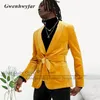 Męskie garnitury GN Zaprojektowane Pink Velvet Men Suit's Suit Blazer Pants 2023 Patch Pocket Young Fashion Evening Party Tuxedos Kurtka z paskiem