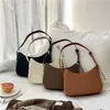 Borse da sera per le donne 2023 Moda Pu Leather Zipper Borsa sotto le ascelle Borsa da viaggio casual da donna dal design semplice HobosEvening