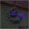 Lockets Essentials Oil Diffuser Necklace The Moon Heart Glow in Dark Aromatherapy Pendant Glowing for Women Fashion Drop Delivery Je DHVQC