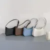 Kvällspåsar för kvinnor 2023 mode pu läder blixtlås underarmsäck damer enkel design casual rese handväska hobosevening