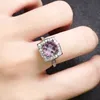 Rings Europese en Amerikaanse stijl Women Classic Artificial Purple Crystal Zirkon Diamond wit goud vergulde vierkante ring Girls Wedding Party Sieraden Geschenk verstelbaar