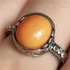 Pierścienie ślubne Vintage Owalne żywice dla kobiet Inkrustowana Orange Cameo z białym kryształowym srebrnym kolorem prostym H4T055Wedding RITA22