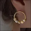 Hoop Huggie Hie Korean Fashion Gold Color Circle Pärled örhängen för kvinnor flickor ihåliga metalliska vintage smycken pendientes 357 dhe6j