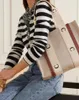 2021 Top Women Bags Bolsos de compras de madera de bolsas de compras de alta calidad lino de moda grande Bolsas de playa de lujo Crossbodo de viaje