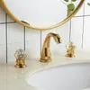 バスルームシンク蛇口tuqiu basin faucet gold3ホールワイズプレッドミキサーとコールドブラスAMDクリスタルウォータータップ