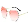 Lunettes de soleil strass femmes 2023 diamant luxe Designer Vintage sans monture nuances pour femme lunettes de soleil Samu22