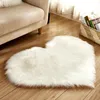 Tappeti tappeti shaggy amore tappeti cuore tappeti artificiali in pelliccia di pecora decorazione per camera da letto peloso tappeto morbido per soggiorno