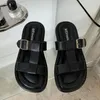 Terlik Yaz 2023 Moda Black Beach Dışında Kadınlar Flip Flops Bayanlar Slaytlar Kore tarzı kadın daireler Kauçuk Shoesslippers