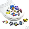 Acessórios para peças de sapatos MOQ 100pcs espacial Croc Charms OV UFO Alien PVC PVC Decorações de charme Jibz personalizado para tapas de entupimento Drop Drop Dhfxy