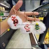 Nyckelringar smycken Creative Christmas Ring Santa Fur Ball Keychains For Women Gift Mobiltelefonpåse hänge nyckelringbilar Ornament CU DHZQC