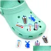 Schuhteile Zubehör MOQ 100 Stück niederländisches Kaffeemuster Croc Jibz Charm 2D weiche Kunststoffschnallen Charms Dekorationen Fit Party Suppli DHT8A