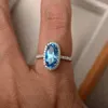 Alyans zarif gümüş kaplama bant oval kesim mavi zirkon kokteyl partisi kadın yüzüğü gelin takı moda kristal hediyeler
