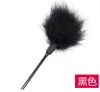 Seksspeeltjes voor koppels SM Flirt Feather Back Court Tickle Stimulatie Feather Stick paar Slaapkamer voorspel Kietelen Kietelende seksspel speelgoed