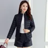Trenchs de femmes 2023 Automne Hiver Coton Vêtements Femme Version coréenne courte de la petite veste rembourrée en coton légère et