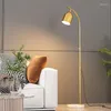 Stehlampen Nordic Wohnzimmer LED Lampe Moderne Schwarz Gold Schlafzimmer Nachttisch Sofa Einstellbare Beleuchtung