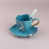 Koppar Saucers kaffekopp set keramisk europeisk diamantälskare och svart vit strass med skedar te