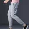 Pantalons pour hommes Sports confortables simples pieds serrés ouverture hommes tout match long pour la vie quotidienne pantalons pantalons de survêtement