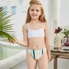 One Pieces Multicolor Striped SwimeWear Kids Girls Holiday Cute Bikini Set Two Piece Baddräkt Baddräkt Summer Beach Wear