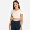 Active Shirts Solid Color Yoga T-shirt Round Neck Women Short Sleeve Exposed Belly Button Sport Breathable Crop Top Quick Dry With Chest Pad