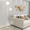 Lampes de sol Lampe LED en métal nordique Lampe debout créative pour salon Décoration Luminaire Décor à la maison Lampes de chevet
