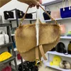 Duffel Bags 2023 Bolsa de peles de moda Antelope Wool Envelope Bolsa importada Mensageiro de ombro feminino Luxo de luxo de alta qualidade