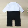 Zestawy odzieży Baby Boy Ubranie moda dżentelmen muszka Bębni Niezernosefrowe Rompers Rompers Mała kurtka 2PCS Jumpsuits