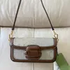 Borsa a tracolla da sella rettangolare lunga versione estesa Borse a tracolla firmate da donna con catena e cinturini in pelle Doppi anelli e design a barra