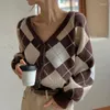 Damesbreien Fall Vintage 2023 Argyle gebreide truien vrouwen bruin blauw casual v-neck volle mouw met één borsten losse vrouwelijke vesten