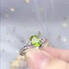 Anelli a grappolo Anello con peridoto naturale Autentico argento sterling 925 Alta gioielleria Regalo di anniversario da donna Pietre verdi