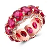 Pierścienie klastra 2023 Moda luksus szafir szmaragdowy fioletowy kryształowy pierścień Rose złoto Płyt Inkrustowany klejnot cyrkon