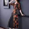 Casual jurken etnische stijl herfstjurk vrouwen elegant plus maat lange mouw mode retro blad print gesplitste vrouwelijke vestidos gewaden m1039