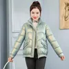 Parkas feminina gole de colarinho inverno curto curto e casual espesso de algodão acolchoado casaco feminino lustroso colhido jaqueta bobo