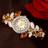 Wristwatches Est Fashion Women Crystal Leaf Shape Bracelet Watches Luxury Rhinestone Wristwatch Gold Quartz GiftWristwatches Bert22