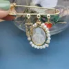 Brooches Fashion MPO Shell Pearl Zircon Virgin Mary Medal Pin For Women Luxury Brooch Jewelry
