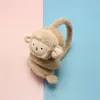 Berets Fashion Winter Cartoon Monkey دافئة الأذن أفخم غطاء أذن ناعم سميك للأطفال Kawaii رئيس الأذن في الهواء الطلق الإمدادات elob22