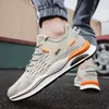 2023 Running Shoes Grey Blue Breathable Moda Mesh Outdoor Confortável Esporte plano Man Sneakers Mens Trainers Runner