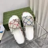 Designer Platform Summer Outdoor Beach Sandals Ladies Slippers Brodered Shoes Cotton Platform Fashion Slippers Letters Flat tofflor Designer Ladies Sandals.