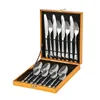 Set di stoviglie Posate portatili con custodia Stile europeo Forchetta Cucchiaio Set di coltelli Scatola da viaggio Stoviglie di lusso Portogallo 16 pezzi Regalo in legno