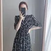 Partykleider Frauen Französisch sanfte Blumenpatten ein Stück Kleid Slim V-Ausschnitt Frühling Sommer Midi Korean Chiffon Elastic Taille Boho Robe