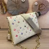 Yy Coussin Kadın Lüks Tasarımcıları Çanta Orijinal Deri Kadın Çantası Anahtar Kart Cüzdan Çanta Messenger Crossbody Omuz Çantası Totes Sırt Çantası Hareket Tasarım 60ES