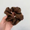 Шелковая лента Satin Scrunchies с повязкой на голову большая эластичная резиновая полоса для волос женщин Женщины Гилр Хвост Держатель Связанные аксессуары для волос 1479