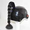 Мотоциклетные шлемы прибывают шлема косы женщины Wig Wig Motorbike MultyColor Twist Двойной косичек с присожностью